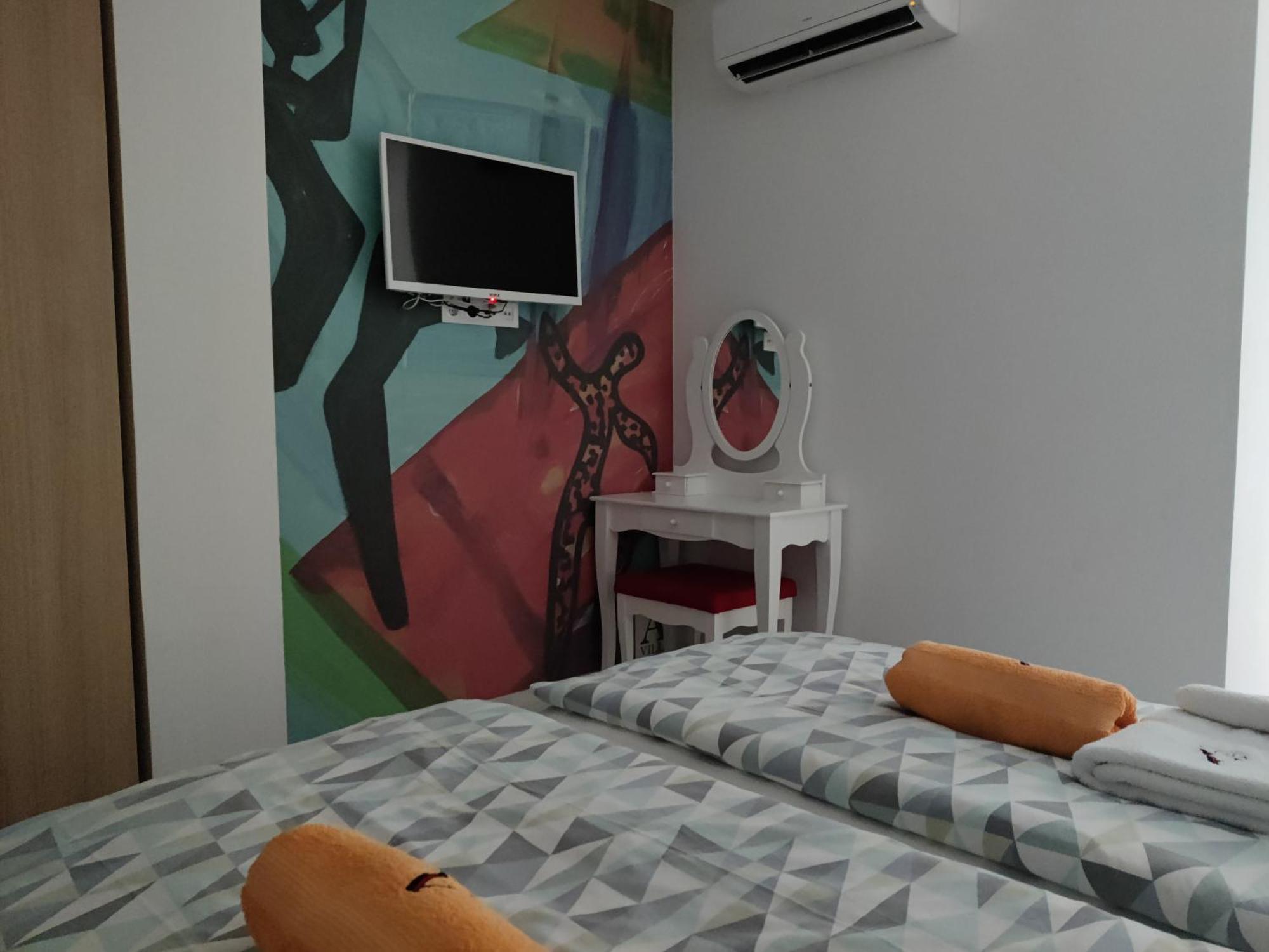 Apartments Villa A - Heating Pool Трогир Экстерьер фото